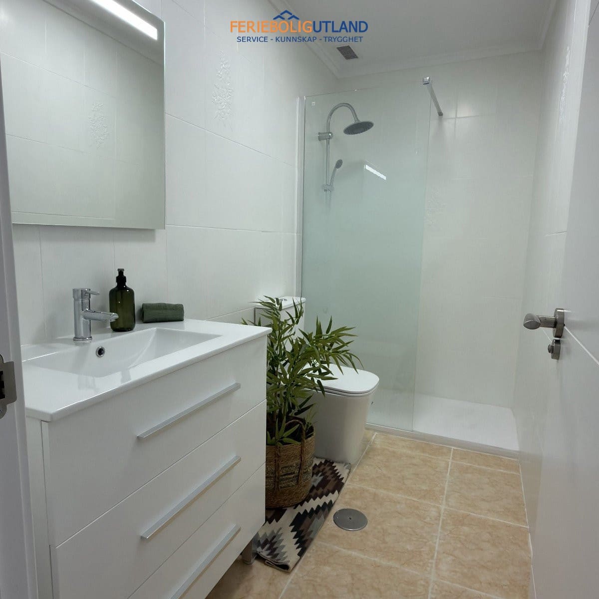 2 sypialnia Apartament na sprzedaż w Torrevieja z garażem - 144 000 € (Ref: 10042007)