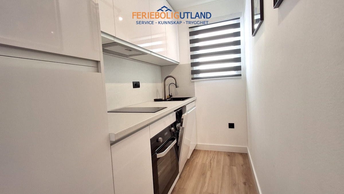 1 bedroom Apartment for sale in Torrevieja - € 167,000 (Ref: 10042009)