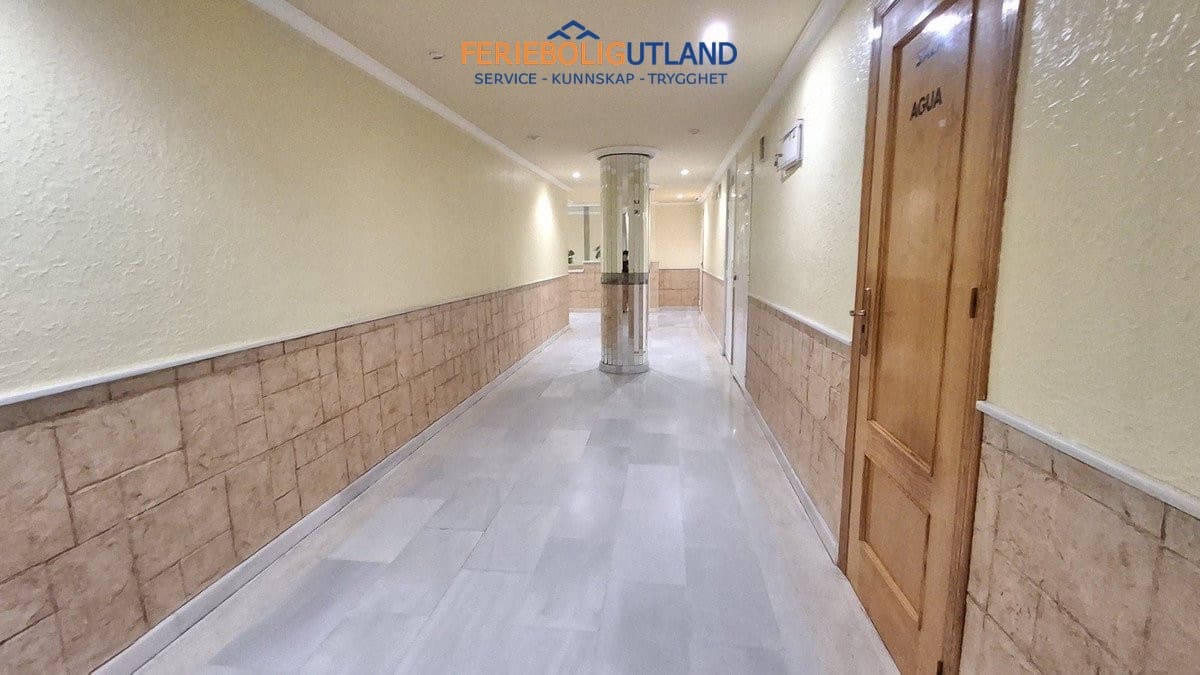 1 bedroom Apartment for sale in Torrevieja - € 167,000 (Ref: 10042009)