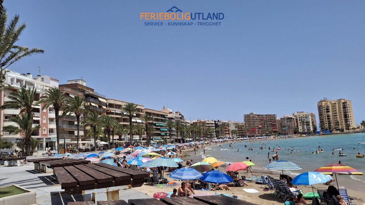1 bedroom Apartment for sale in Torrevieja - € 167,000 (Ref: 10042009)
