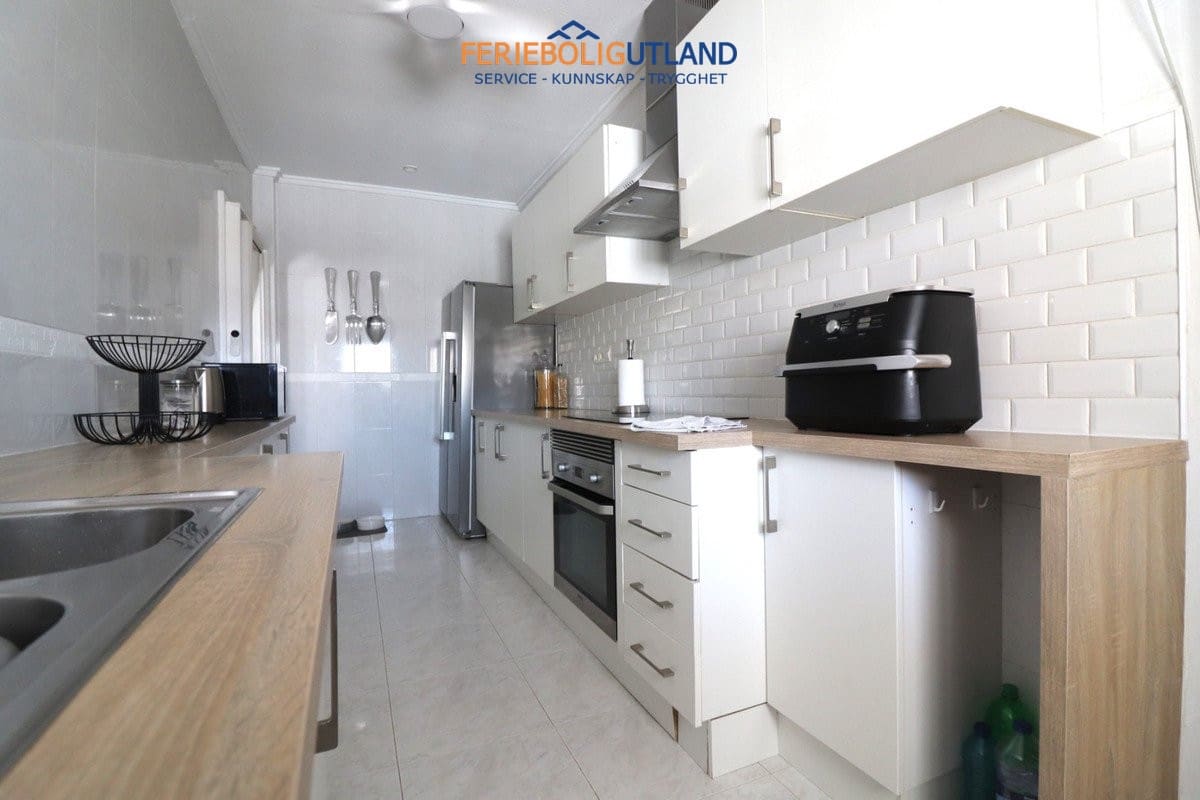 4 bedroom Villa for sale in Benijofar with pool garage - € 390,000 (Ref: 10042013)