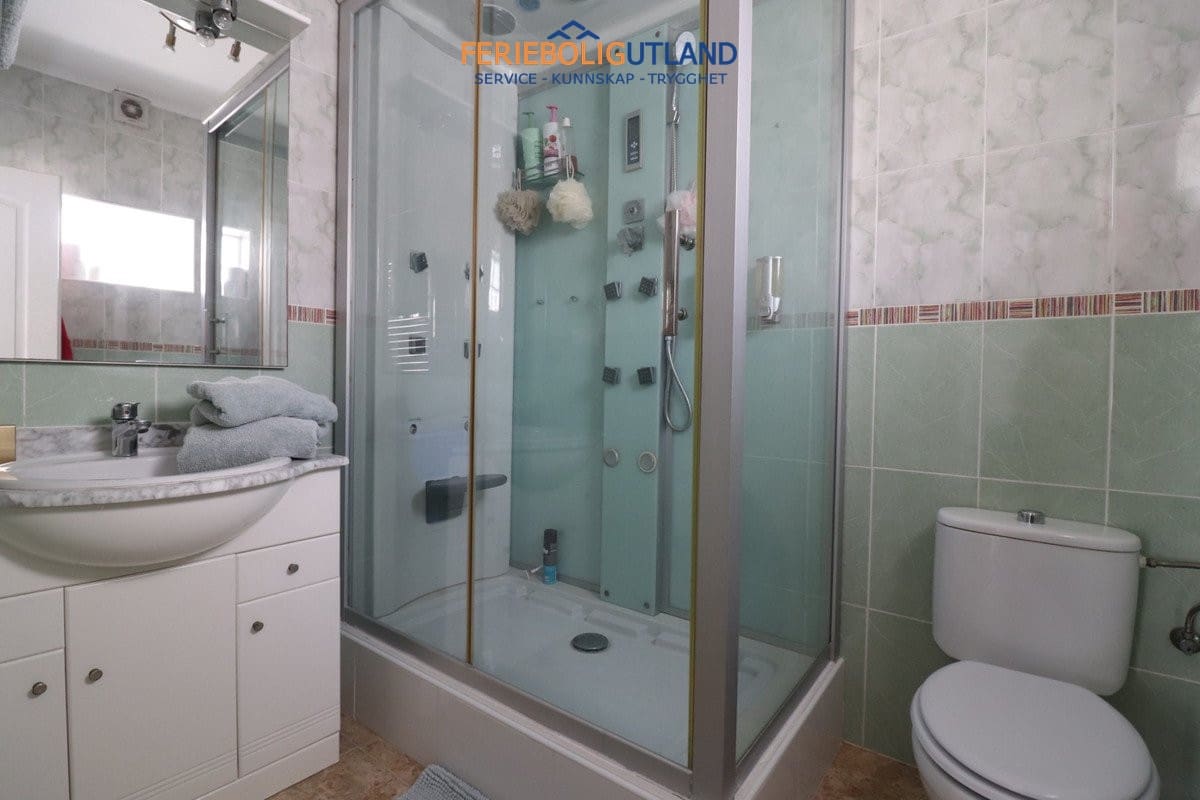 4 bedroom Villa for sale in Benijofar with pool garage - € 390,000 (Ref: 10042013)