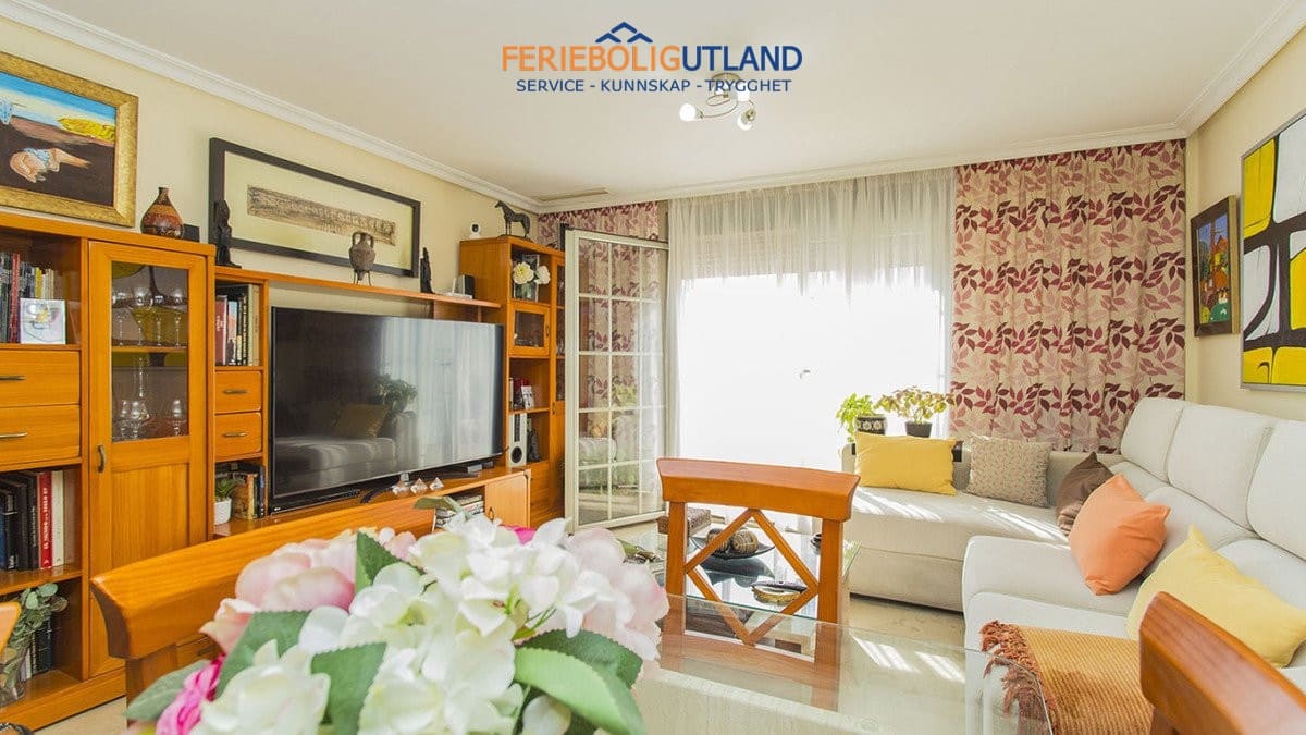 3 soverom Penthouse til salgs i Torrevieja - € 229 900 (Ref: 10042014)