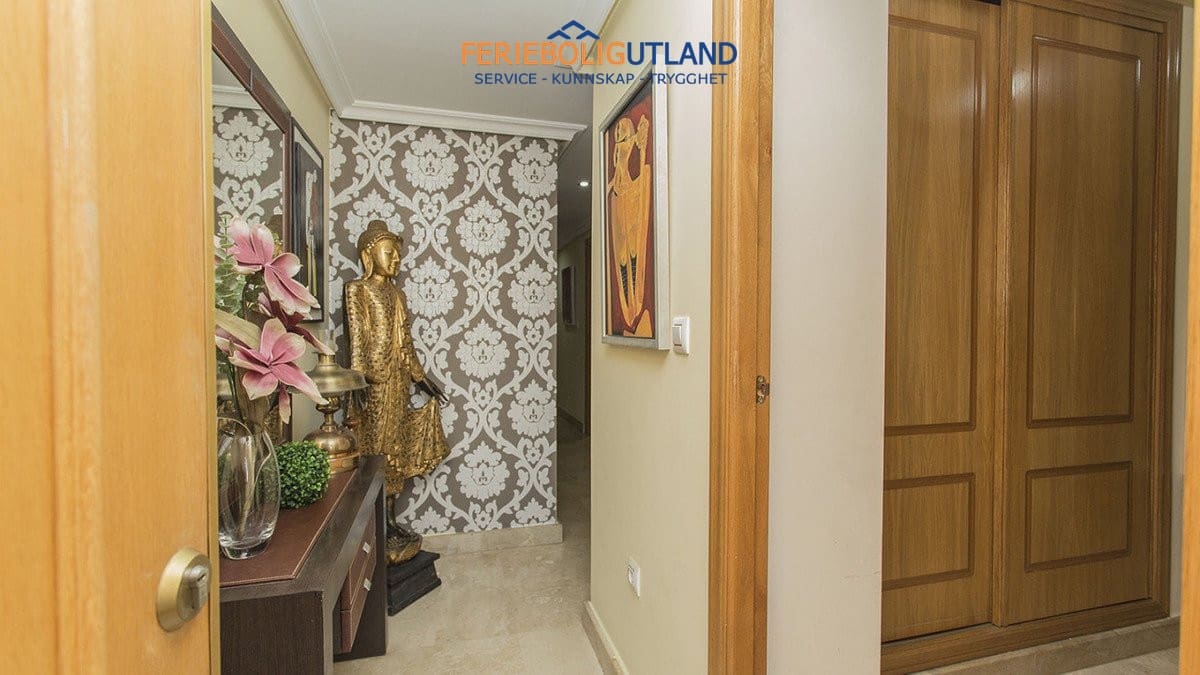 3 soverom Penthouse til salgs i Torrevieja - € 229 900 (Ref: 10042014)