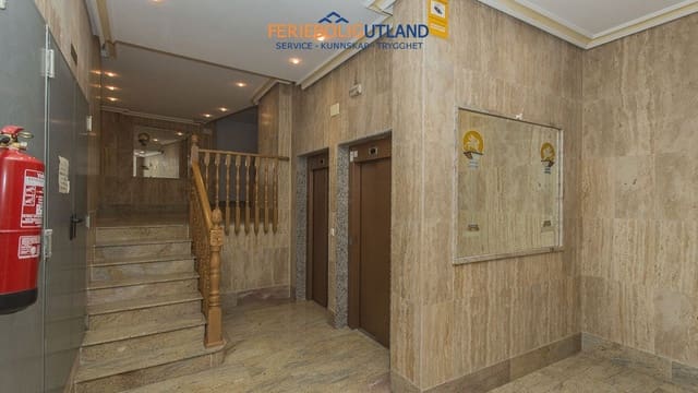 3 soverom Penthouse til salgs i Puerto Deportivo, Torrevieja - € 229 900 (Ref: 10042014)