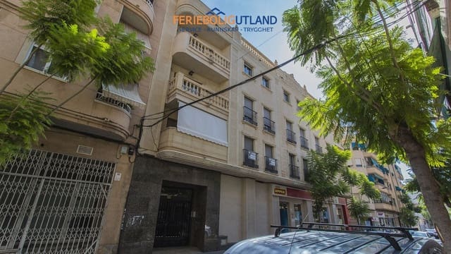 3 soverom Penthouse til salgs i Puerto Deportivo, Torrevieja - € 229 900 (Ref: 10042014)