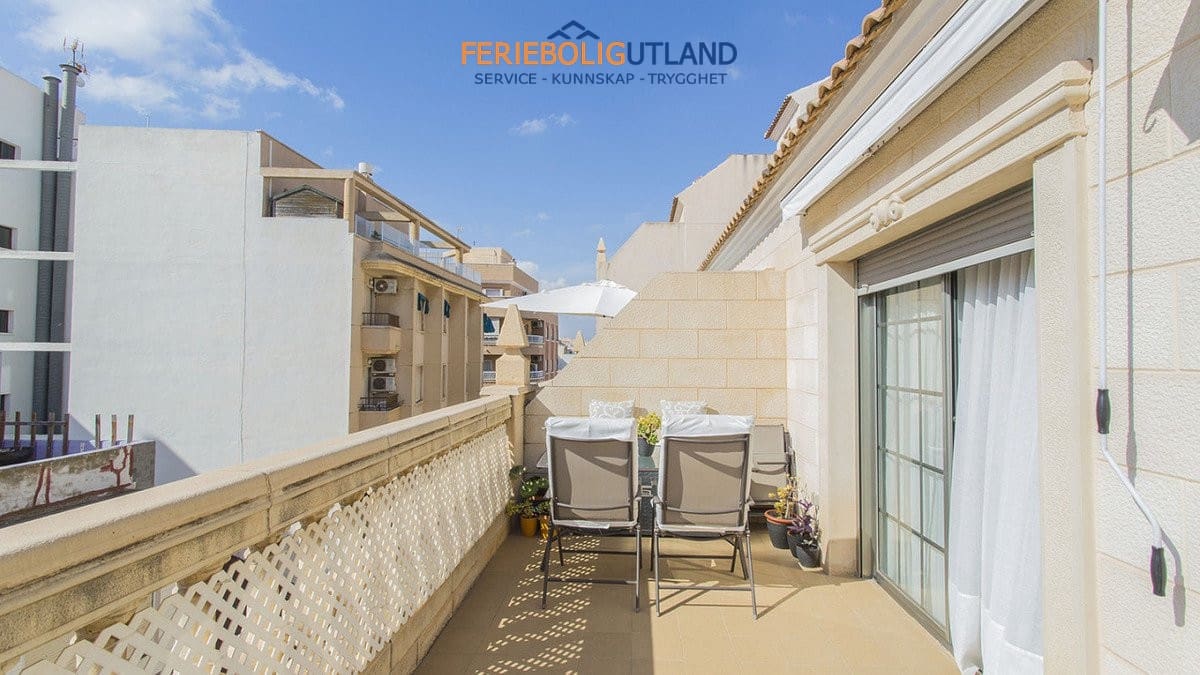 3 soverom Penthouse til salgs i Torrevieja - € 229 900 (Ref: 10042014)