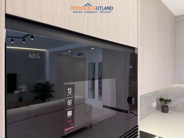 Apartamento de 4 habitaciones en Playa del Cura, Torrevieja en venta - 285.000 € (Ref: 10042015)
