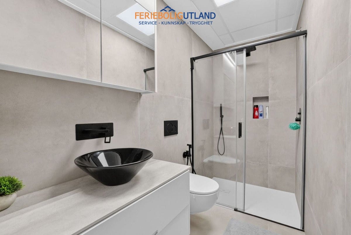 Apartamento de 3 habitaciones en San Pedro del Pinatar en venta con piscina garaje - 375.000 € (Ref: 10042016)