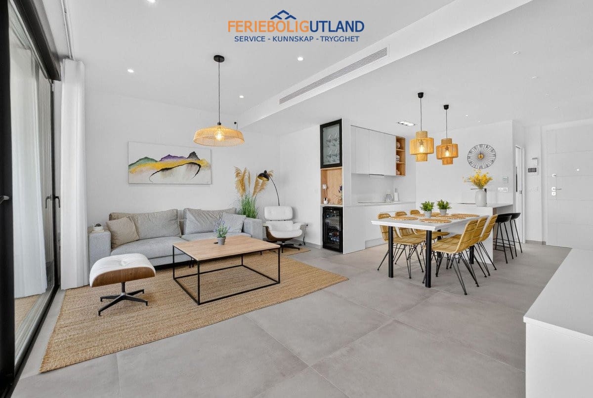 Apartamento de 3 habitaciones en San Pedro del Pinatar en venta con piscina garaje - 375.000 € (Ref: 10042016)