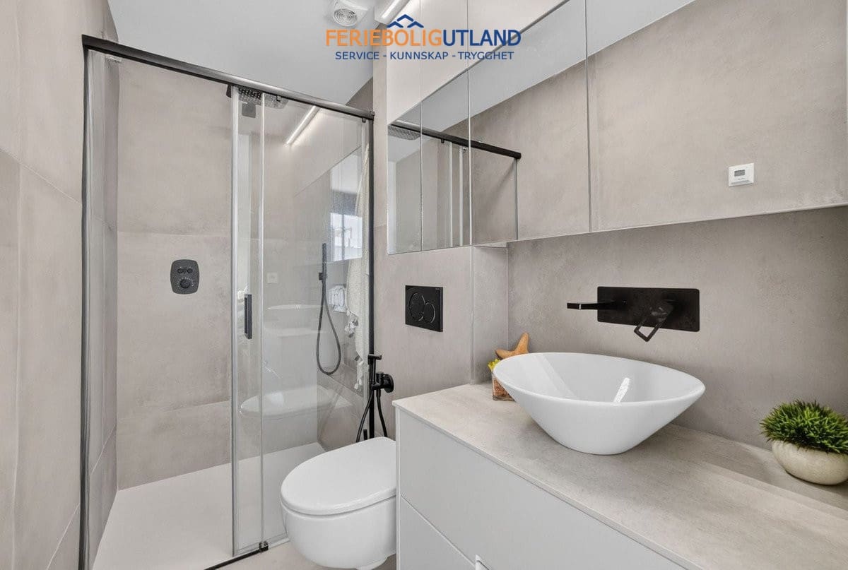 Apartamento de 3 habitaciones en San Pedro del Pinatar en venta con piscina garaje - 375.000 € (Ref: 10042016)