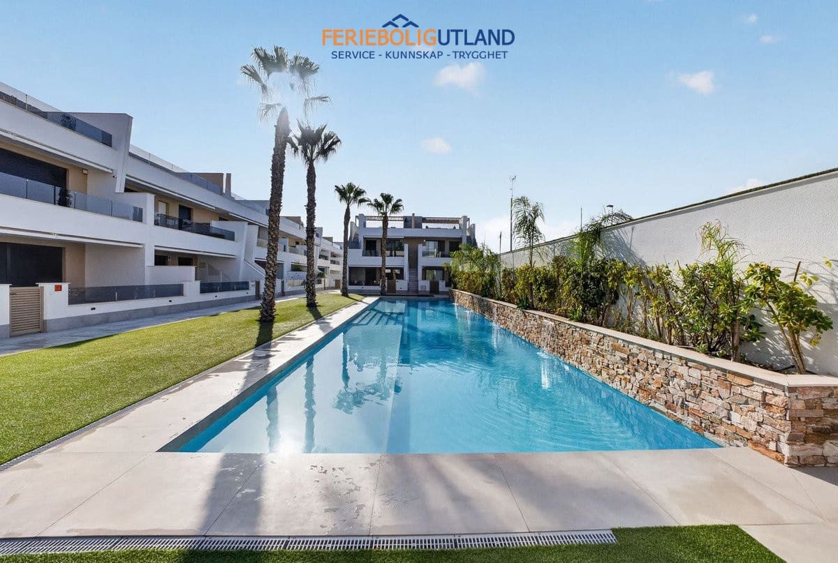 Apartamento de 3 habitaciones en San Pedro del Pinatar en venta con piscina garaje - 375.000 € (Ref: 10042016)