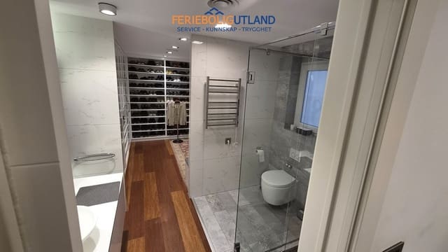 4 Zimmer Apartment zu verkaufen in Puerto Deportivo, Torrevieja mit Garage - 330.000 € (Ref: 10042017)