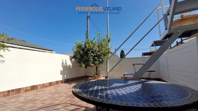 3 makuuhuone Omakotitalo myytävänä paikassa Playa Flamenca, Orihuela mukana 
autotalli - 204 000 € (Ref: 10042020)
