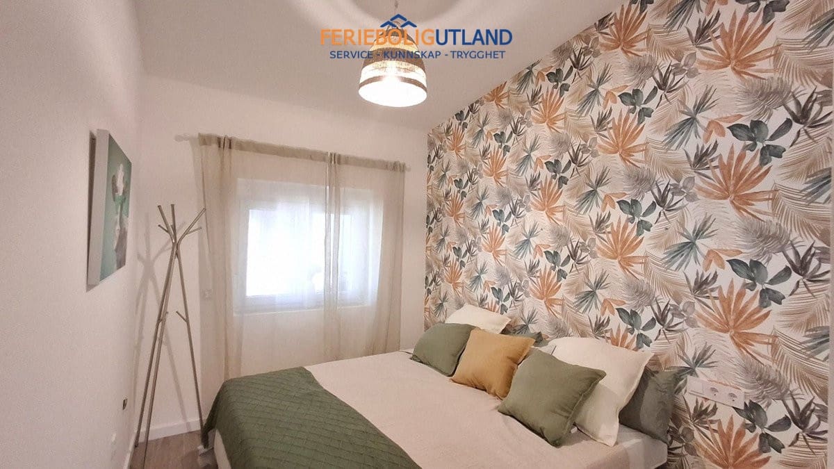 3 makuuhuone Omakotitalo myytävänä paikassa Playa Flamenca mukana 
autotalli - 204 000 € (Ref: 10042020)
