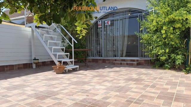 3 makuuhuone Omakotitalo myytävänä paikassa Playa Flamenca, Orihuela mukana 
autotalli - 204 000 € (Ref: 10042020)