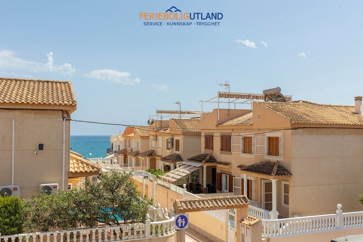 3 chambre Maison de Ville à vendre à La Mata avec garage - 249 500 € (Ref: 10042022)