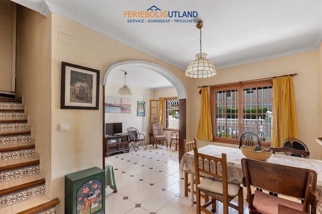 3 sypialnia Dom na sprzedaż w La Mata, Torrevieja z garażem - 249 500 € (Ref: 10042022)