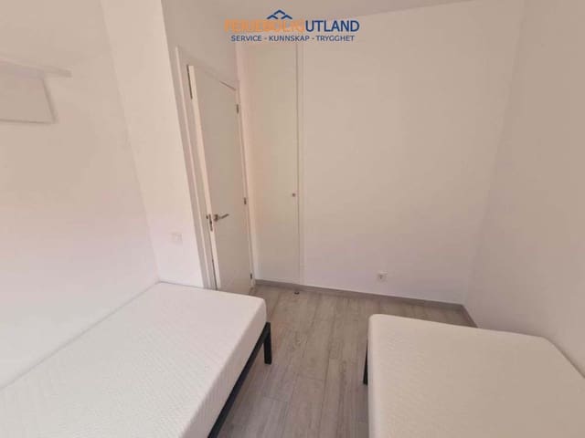 2 sovrum Hus till salu i El Chaparral, Torrevieja med pool - 130 000 € (Ref: 10042024)