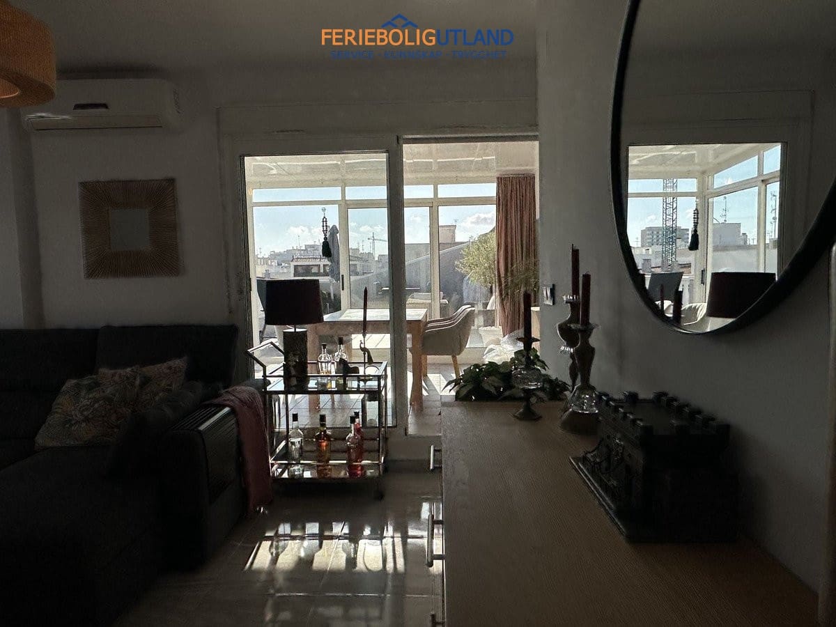3 soverom Leilighet til salgs i Torrevieja - € 229 000 (Ref: 10042026)