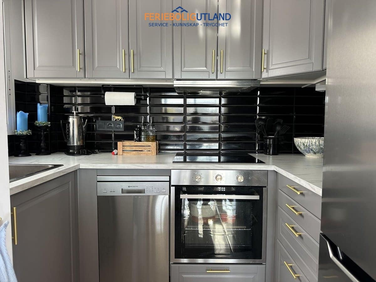 3 soverom Leilighet til salgs i Torrevieja - € 229 000 (Ref: 10042026)