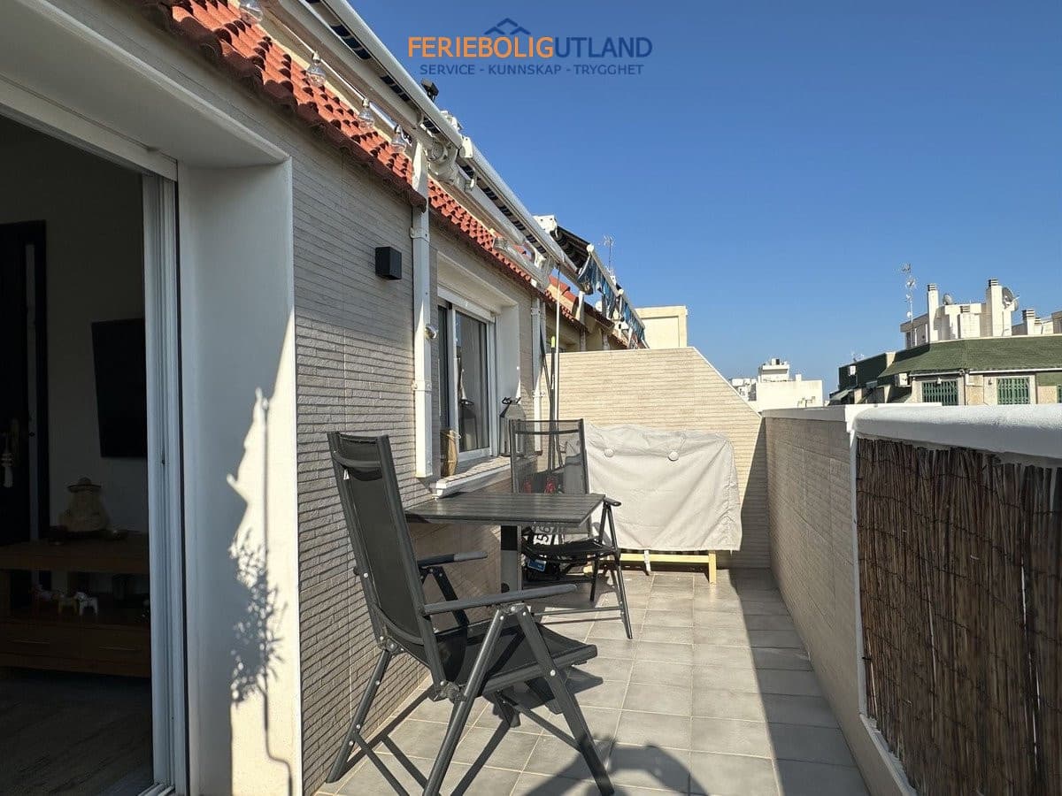 3 soverom Leilighet til salgs i Torrevieja - € 229 000 (Ref: 10042026)