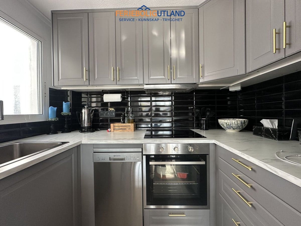 3 soverom Leilighet til salgs i Torrevieja - € 229 000 (Ref: 10042026)