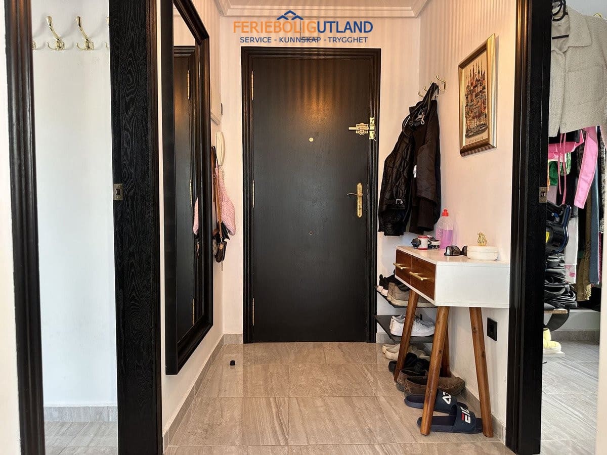 3 soverom Leilighet til salgs i Torrevieja - € 229 000 (Ref: 10042026)