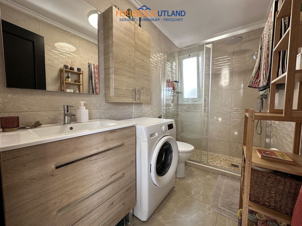 3 soverom Leilighet til salgs i Torrevieja - € 229 000 (Ref: 10042026)