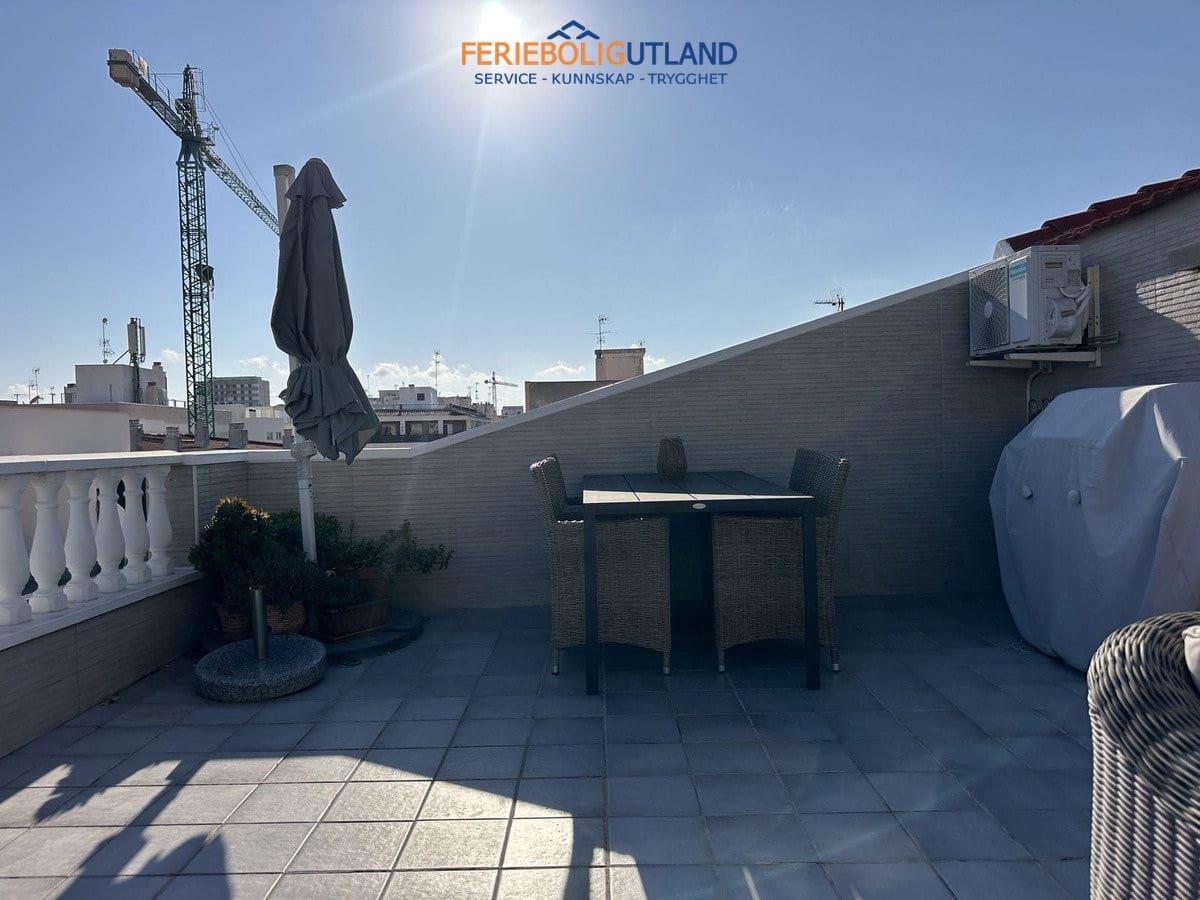 3 soverom Leilighet til salgs i Torrevieja - € 229 000 (Ref: 10042026)