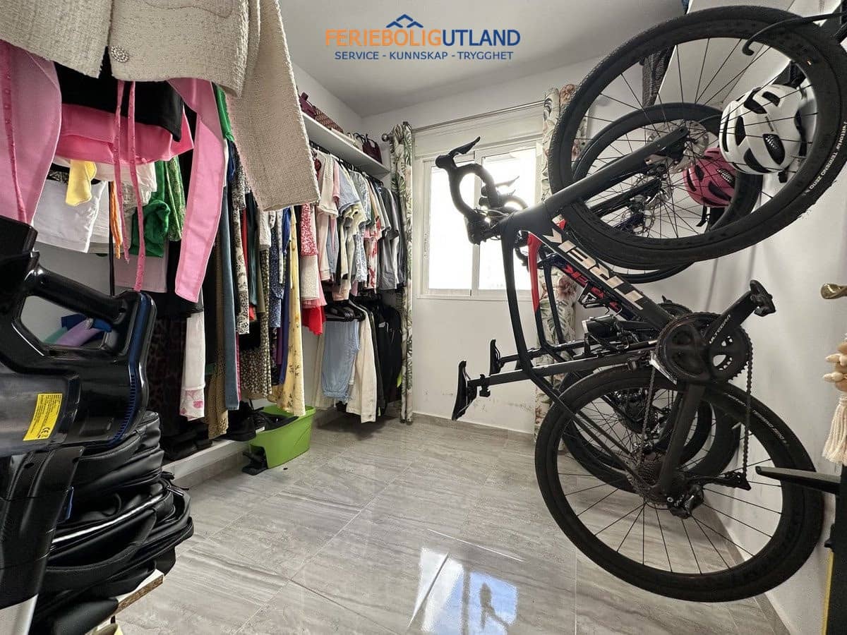 3 soverom Leilighet til salgs i Torrevieja - € 229 000 (Ref: 10042026)
