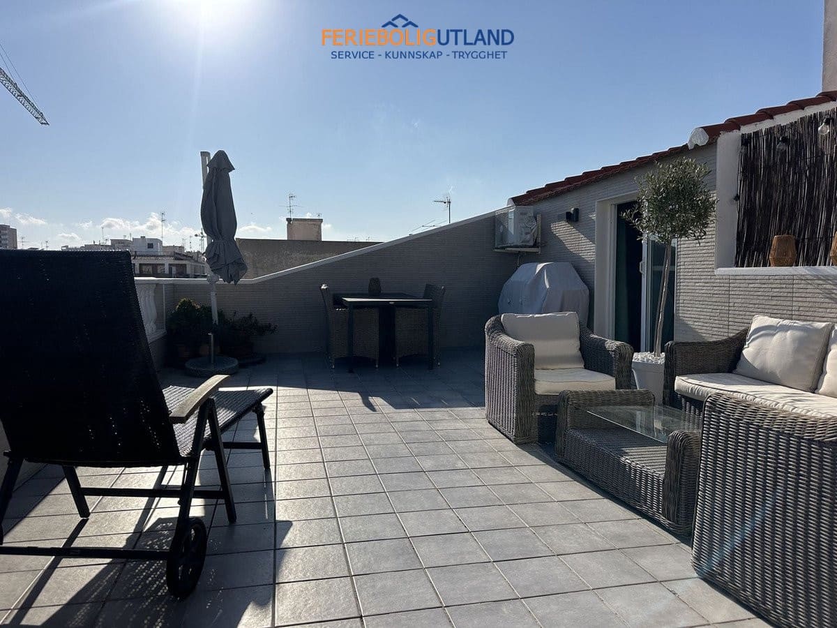 3 soverom Leilighet til salgs i Torrevieja - € 229 000 (Ref: 10042026)