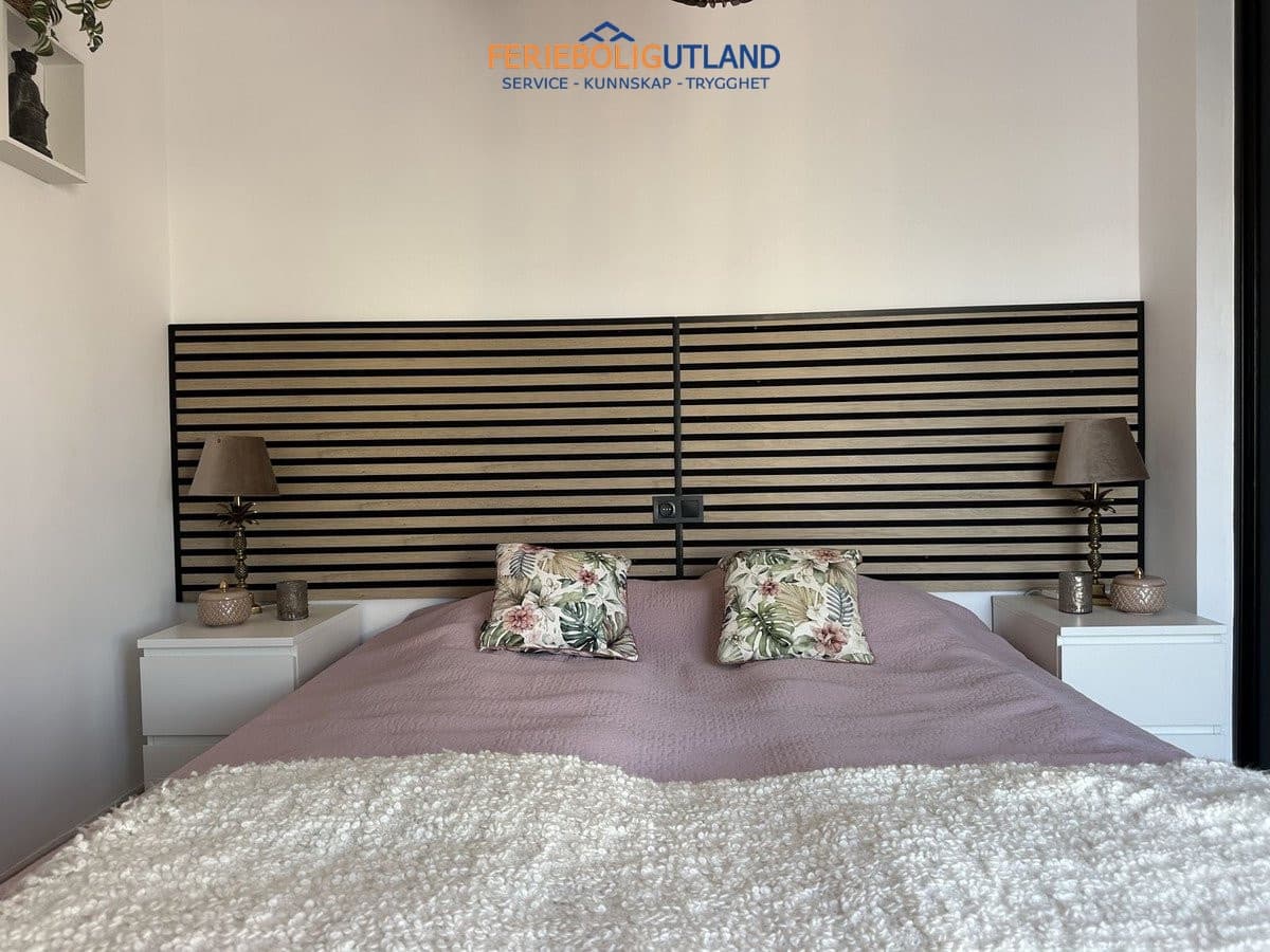 3 soverom Leilighet til salgs i Torrevieja - € 229 000 (Ref: 10042026)