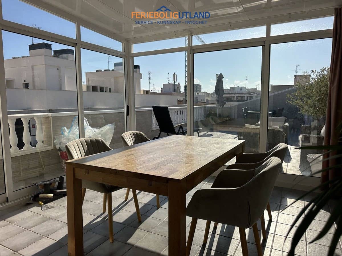 3 soverom Leilighet til salgs i Torrevieja - € 229 000 (Ref: 10042026)