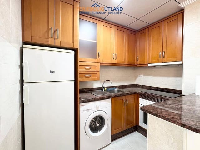 2 soverom Leilighet til salgs i Puerto Deportivo, Torrevieja med garasje - € 173 500 (Ref: 10043361)