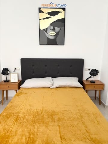 2 soverom Leilighet til salgs i Puerto Deportivo, Torrevieja med garasje - € 173 500 (Ref: 10043361)
