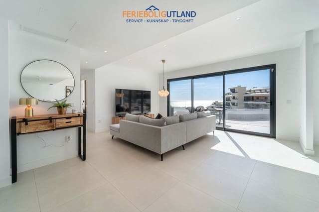 3 bedroom Penthouse for sale in Benalmádena with pool garage - € 1,299,000 (Ref: 10043362)