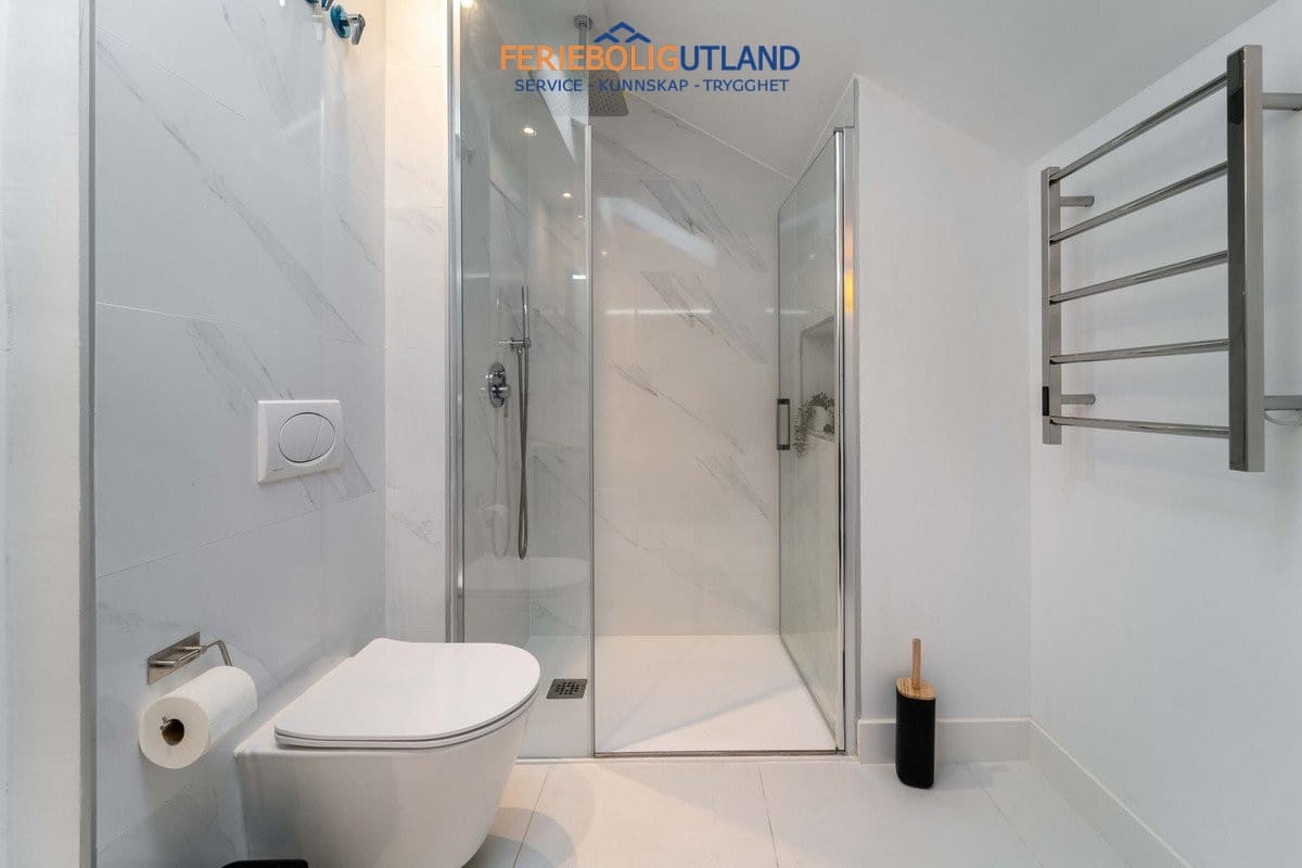 3 bedroom Penthouse for sale in Benalmadena with pool garage - € 1,299,000 (Ref: 10043362)