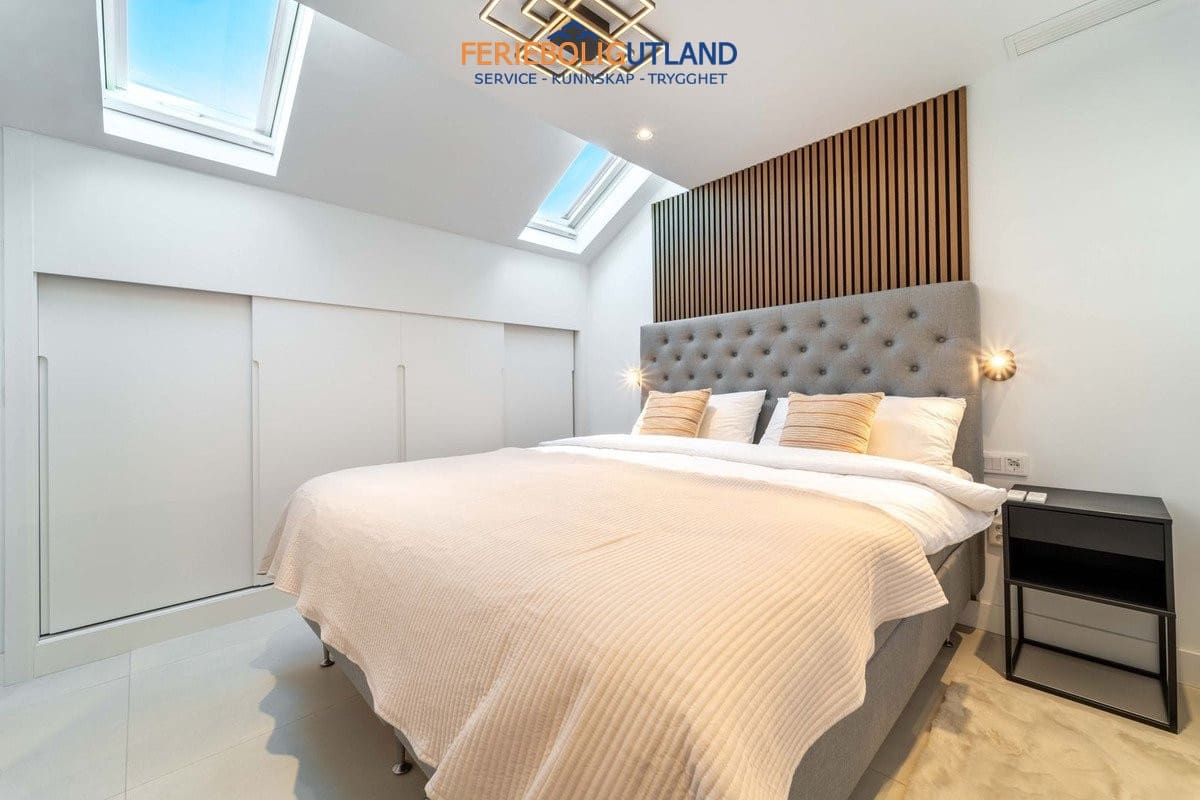 3 bedroom Penthouse for sale in Benalmadena with pool garage - € 1,299,000 (Ref: 10043362)