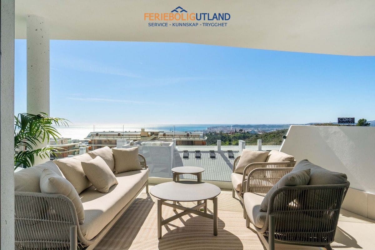 3 bedroom Apartment for sale in Fuengirola with pool garage - € 699,000 (Ref: 10043363)