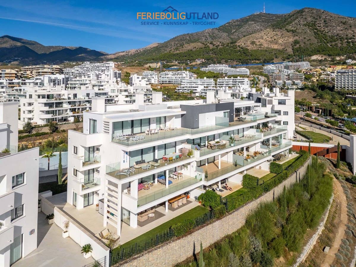 3 makuuhuone Huoneisto myytävänä paikassa Fuengirola mukana uima-altaan 
autotalli - 849 000 € (Ref: 10043364)