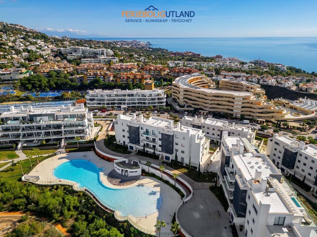3 makuuhuone Huoneisto myytävänä paikassa Fuengirola mukana uima-altaan 
autotalli - 849 000 € (Ref: 10043364)