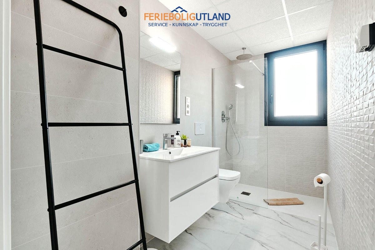 2 chambre Appartement à vendre à La Florida avec piscine garage - 265 000 € (Ref: 10043367)