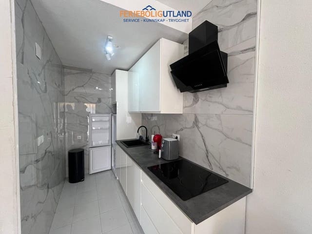 2 slaapkamer Villa te koop in Los Altos met zwembad garage - € 165.000 (Ref: 10043368)