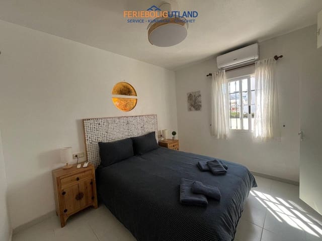 2 slaapkamer Villa te koop in Los Altos met zwembad garage - € 165.000 (Ref: 10043368)