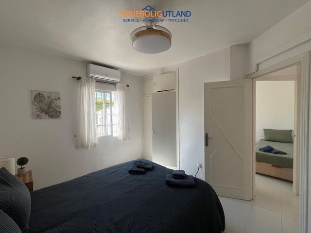 2 slaapkamer Villa te koop in Los Altos met zwembad garage - € 165.000 (Ref: 10043368)