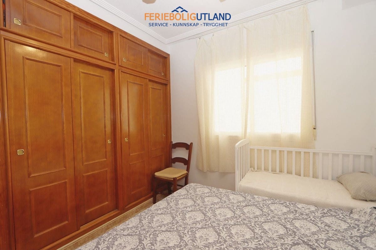 2 sovrum Lägenhet till salu i Orihuela Costa med pool garage - 153 000 € (Ref: 10043486)