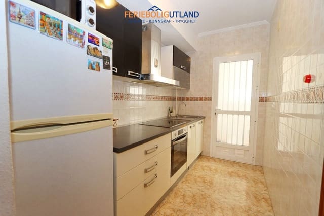 2 sovrum Lägenhet till salu i Punta Prima, Orihuela med pool garage - 153 000 € (Ref: 10043486)