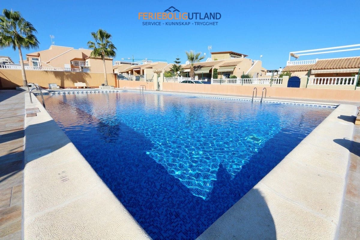 2 sovrum Lägenhet till salu i Orihuela Costa med pool garage - 153 000 € (Ref: 10043486)