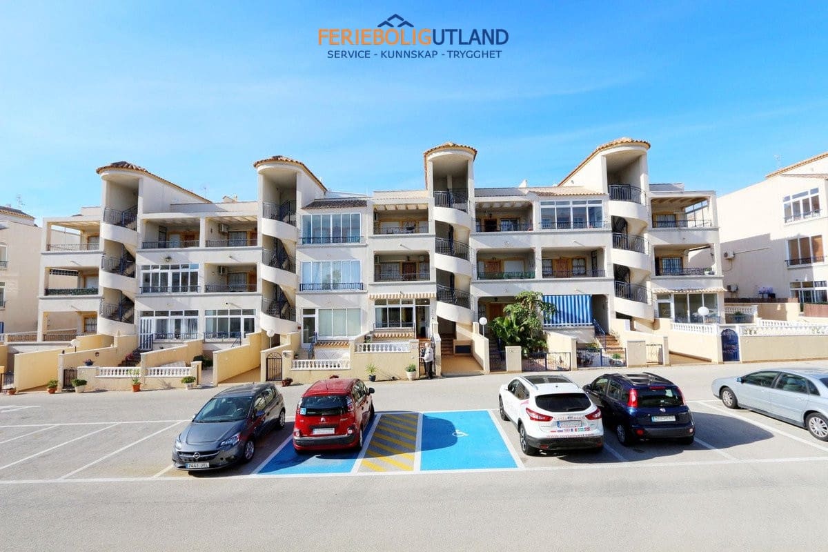 2 sovrum Lägenhet till salu i Orihuela Costa med pool garage - 153 000 € (Ref: 10043486)